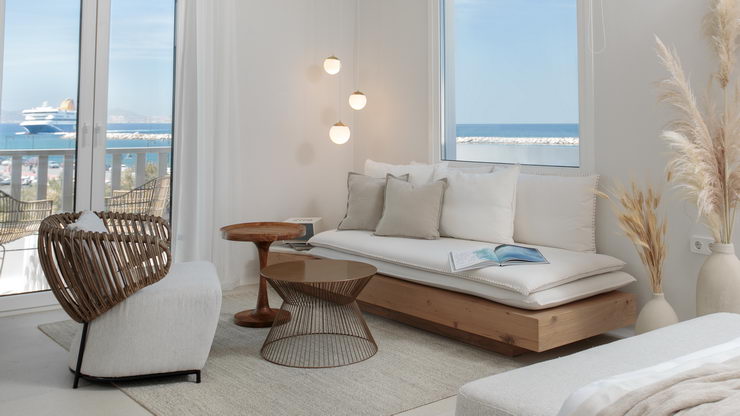 Porta Marina Luxurious Suites in Naxos